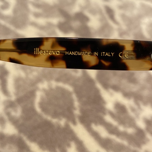 Illesteva Leonard Tortoise Blue Lens Sunglasses - Picture 9 of 13